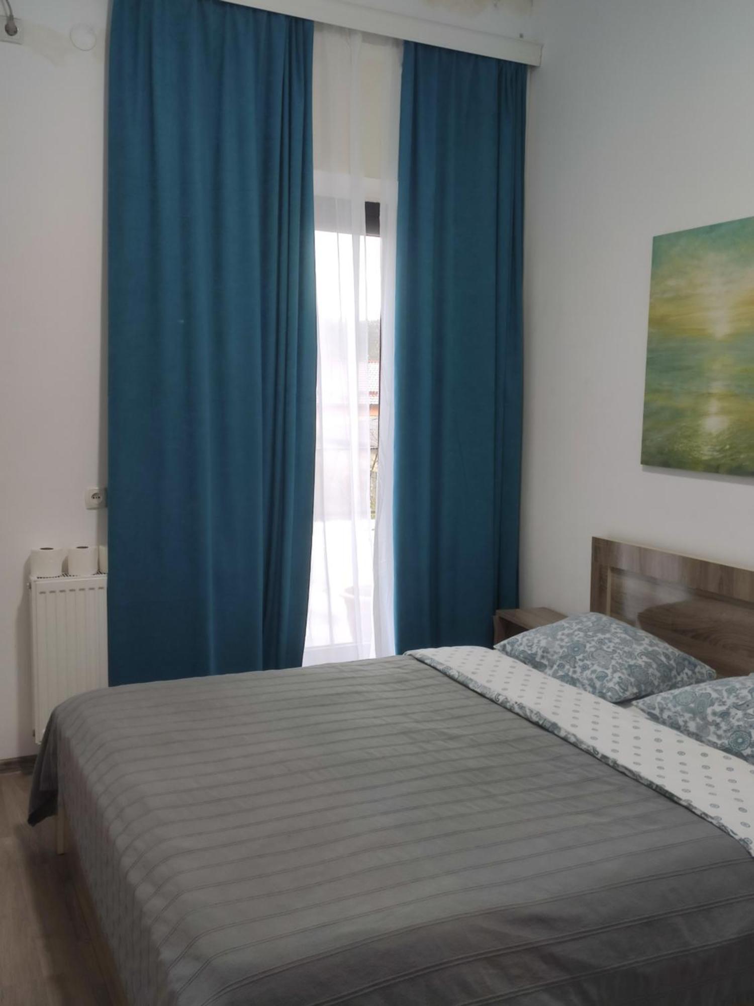 Family Нotel Banuri Κουτάισι Εξωτερικό φωτογραφία