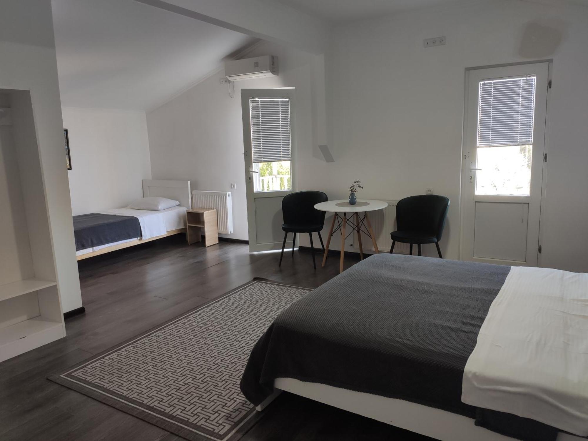Family Нotel Banuri Κουτάισι Εξωτερικό φωτογραφία