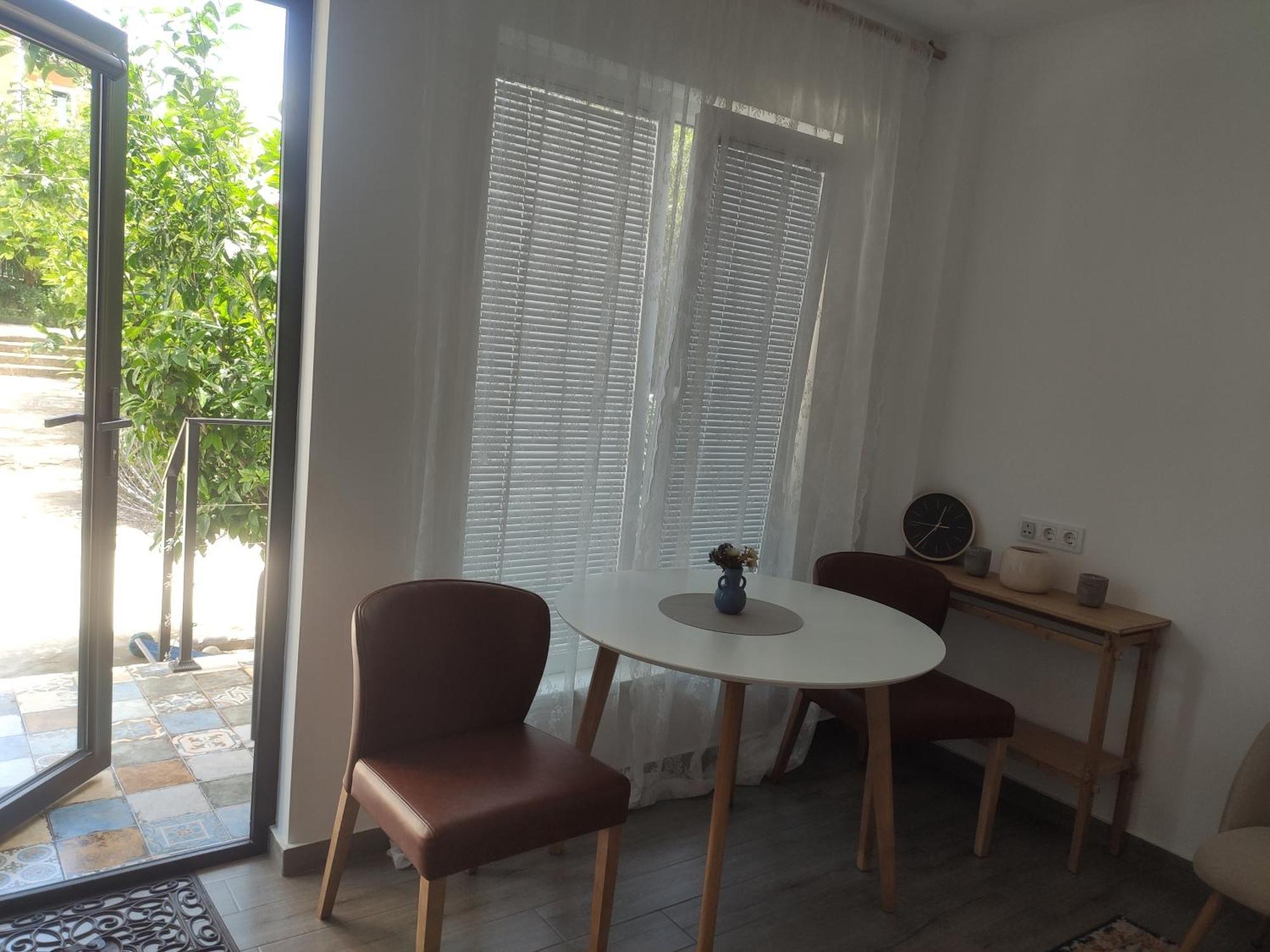 Family Нotel Banuri Κουτάισι Δωμάτιο φωτογραφία
